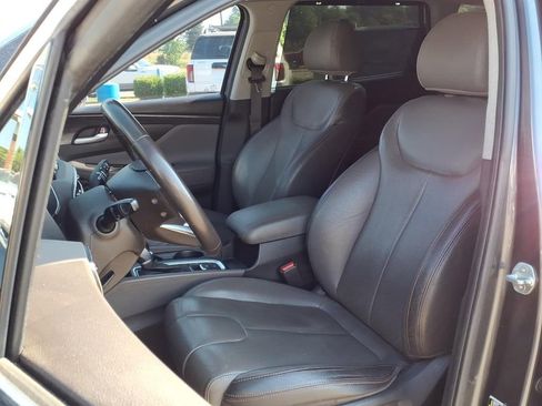 Used 2020 Hyundai Santa Fe SEL w/ Convenience + Premium Package AWD/4WD image 4