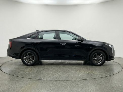 Used 2025 Kia K4 FWD image 11