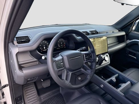 New 2026 Land Rover Defender 110 X-Dynamic SE AWD/4WD image 25