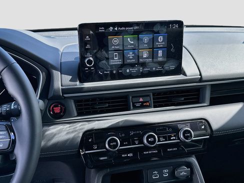 Used 2025 Honda Pilot EX-L image 11