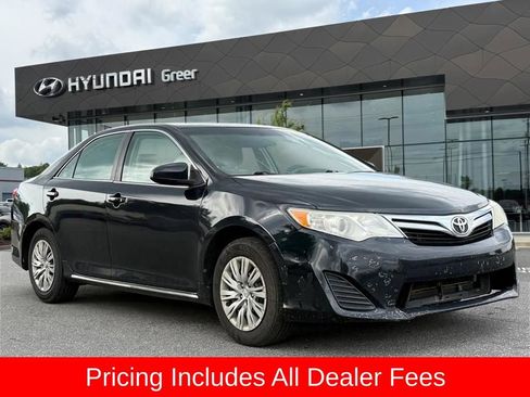 Used 2014 Toyota Camry LE FWD image 1