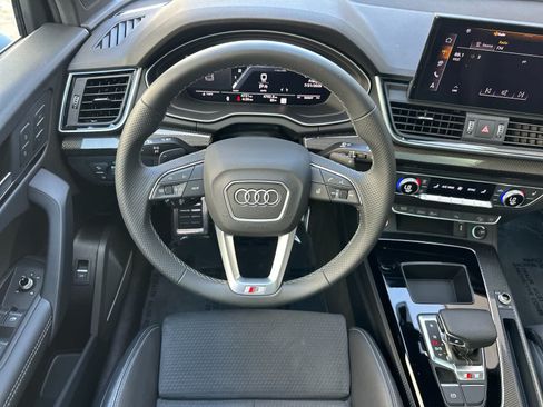 Used 2025 Audi SQ5 Premium Plus w/ Premium Plus Package AWD/4WD image 14