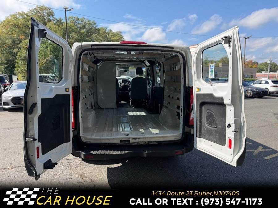 Used 2015 Ford Transit 250 130 Low Roof w/ Exterior Upgrade Package RWD image 15