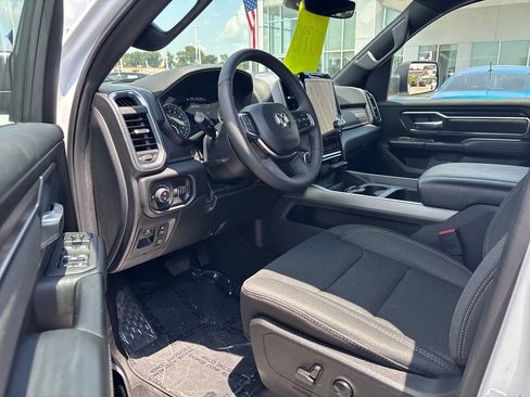 Used 2025 RAM 1500 Big Horn AWD/4WD image 10