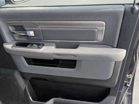 Used 2014 RAM 1500 Big Horn image 31