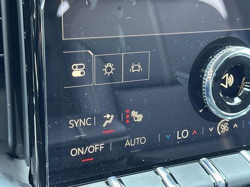 New 2026 GMC Acadia Elevation w/ Black Edition FWD image 17