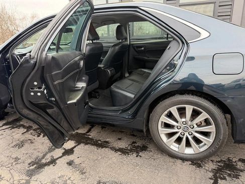 Used 2015 Toyota Camry XLE image 12