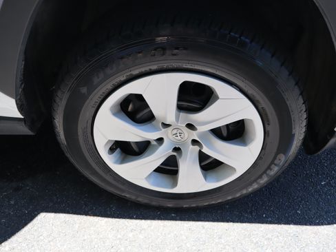 Used 2024 Toyota RAV4 LE FWD image 13