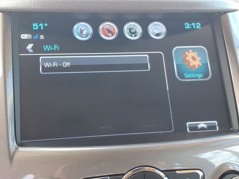 Used 2018 Chevrolet Cruze Premier image 12