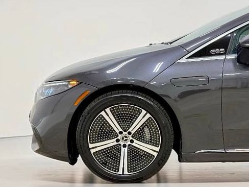 Used 2023 Mercedes-Benz EQS 450+ Sedan image 14