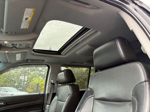 Used 2015 Chevrolet Suburban LTZ AWD/4WD image 14