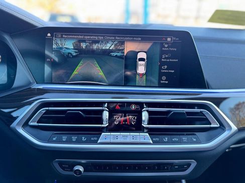 Used 2021 BMW X5 xDrive40i w/ Premium Package image 17