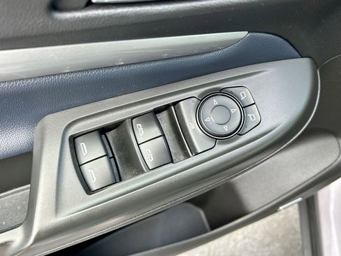 Certified 2023 Chevrolet Bolt EUV Premier w/ Sun & Sound Package image 25