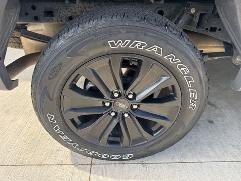 Certified 2020 Ford F150 XLT w/ Equipment Group 302A Luxury image 21