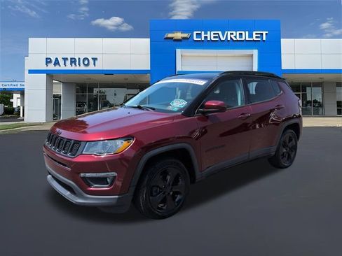 Used 2021 Jeep Compass Latitude w/ Sun and Sound Group AWD/4WD image 6