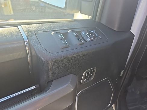 Used 2020 Ford F150 Platinum w/ Equipment Group 701A Luxury image 10