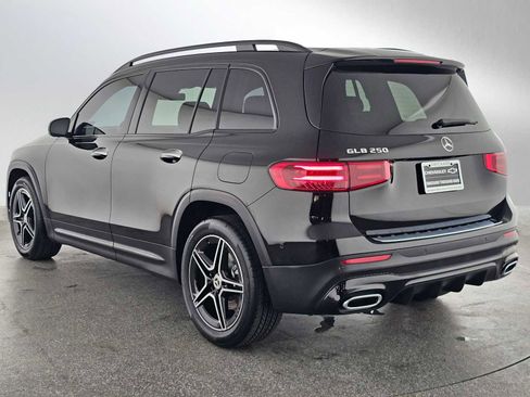 Used 2024 Mercedes-Benz GLB 250 image 5