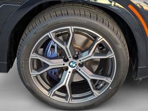 Used 2023 BMW X6 xDrive40i w/ M Sport Package image 25
