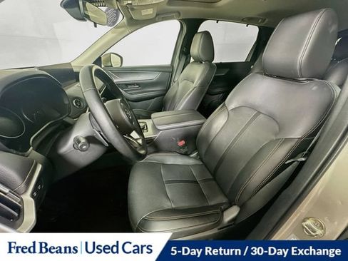 Used 2024 MAZDA CX-90 3.3 Turbo w/ Preferred Plus AWD/4WD image 28