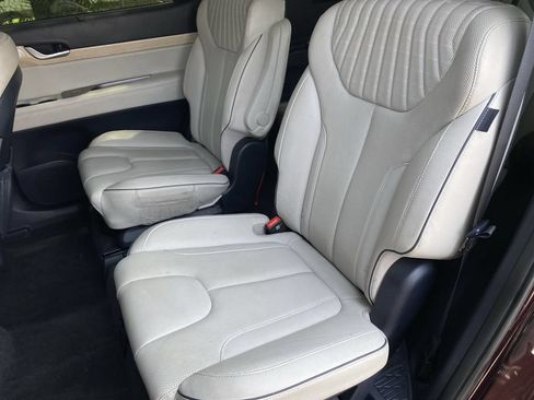 Certified 2024 Hyundai Palisade Limited AWD/4WD image 30