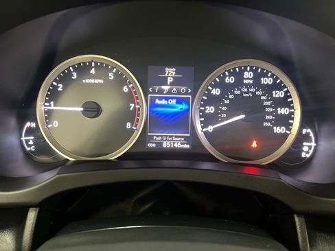 Used 2016 Lexus IS 200t RWD image 16