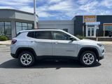 New 2025 Jeep Compass Latitude image 5