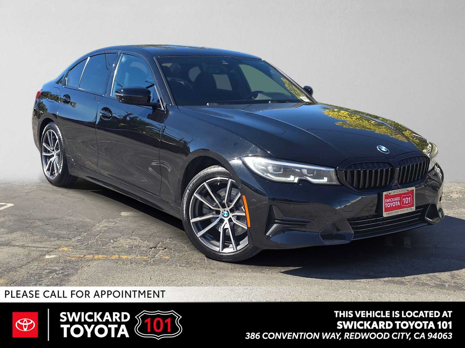 Used 2021 BMW 330i Sedan w/ Convenience Package RWD image 1