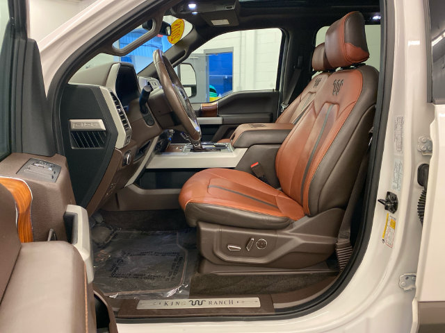 Used 2018 Ford F150 King Ranch w/ Equipment Group 601A Luxury AWD/4WD image 32