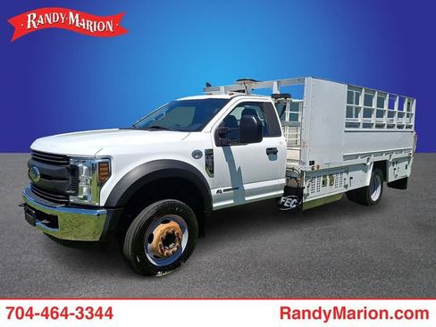 Used 2018 Ford F550 2WD Regular Cab Super Duty image 1