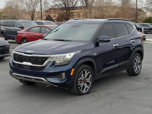 Used 2023 Kia Seltos SX image 10