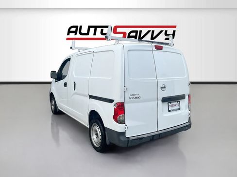 Used 2015 Nissan NV200 FWD image 5