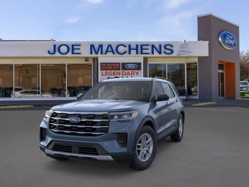 New 2026 Ford Explorer Active AWD/4WD image 3