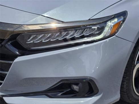 Used 2022 Honda Accord Sport Special Edition image 10