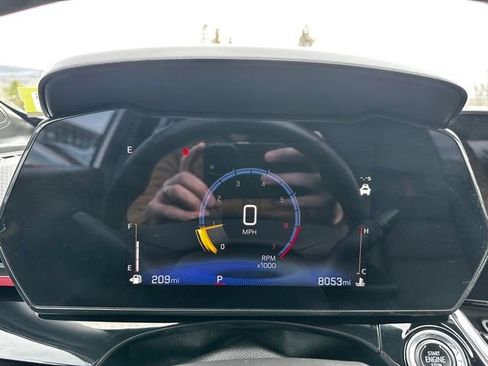 Used 2024 Chevrolet Trax RS w/ Driver Confidence Package image 28