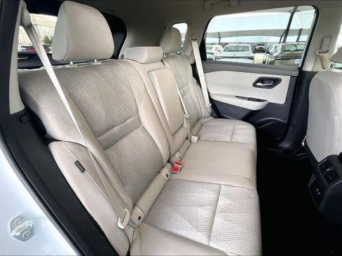 Certified 2025 Nissan Rogue SV image 20