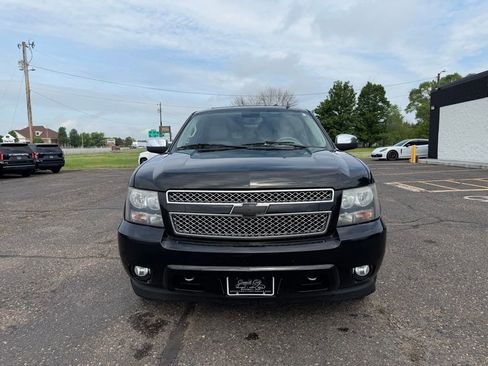 Used 2011 Chevrolet Suburban LTZ AWD/4WD image 12