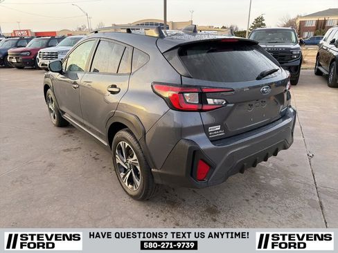 Used 2024 Subaru Crosstrek 2.0i Premium image 9