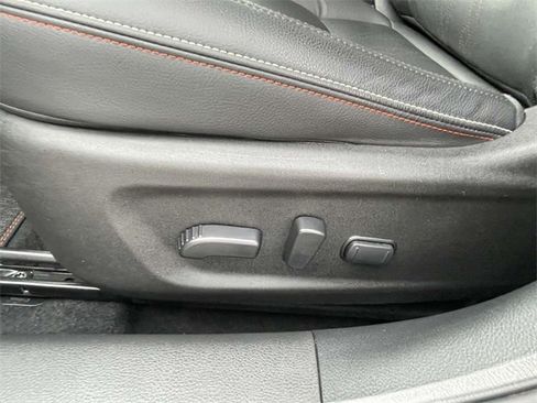 Used 2023 Nissan Altima 2.5 SR w/ SR Premium Package image 16