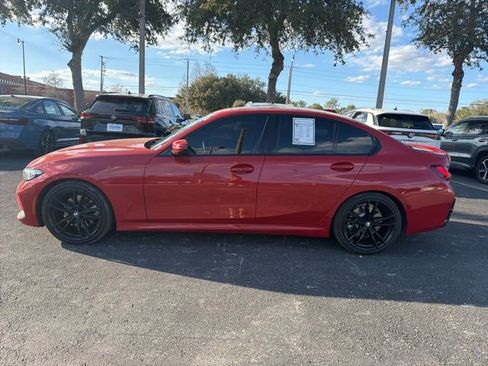 Used 2023 BMW 330i Sedan w/ M Sport Package image 3