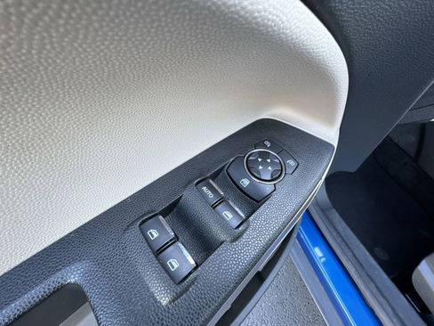 Used 2022 Ford EcoSport S AWD/4WD image 13