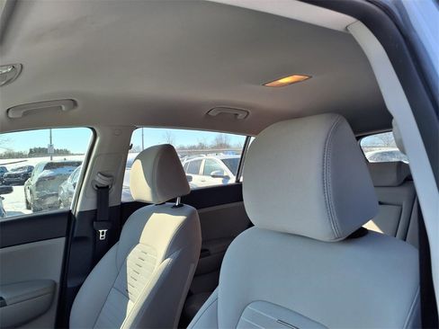 Used 2020 Kia Sportage LX w/ LX Popular Package image 22