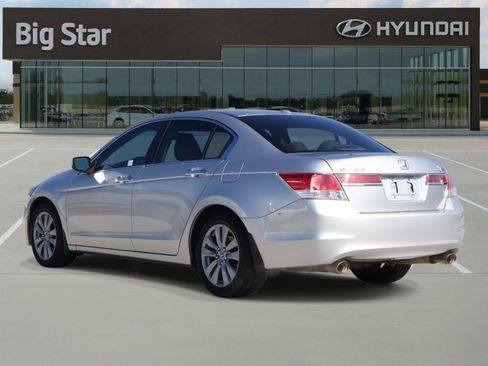 Used 2012 Honda Accord EX-L image 3