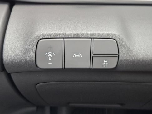 Used 2023 Hyundai Elantra SEL w/ Convenience Package FWD image 28