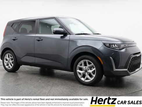 Used 2025 Kia Soul LX w/ LX Technology Package FWD image 1