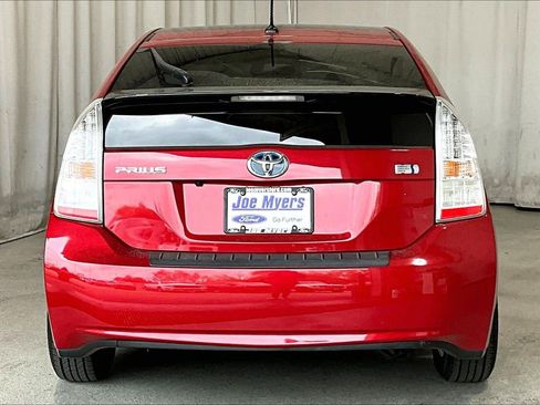 Used 2011 Toyota Prius Three w/ Solar Roof Pkg image 4