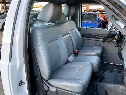 Used 2015 Ford F550 XL 4WD Reg Cab 141 WB 60 CA image 9