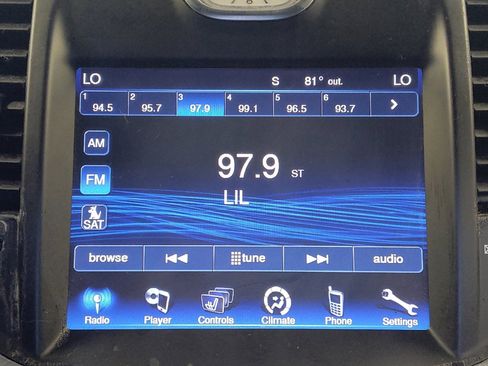 Used 2014 Chrysler 300 RWD image 24