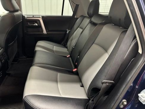Used 2019 Toyota 4Runner SR5 Premium AWD/4WD image 10