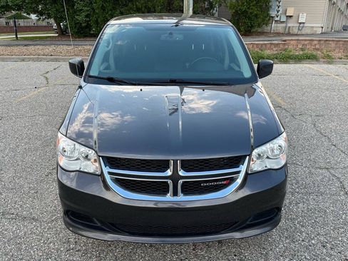Used 2017 Dodge Grand Caravan SE w/ Power Window Group FWD image 3