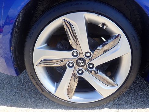 Used 2013 Hyundai Veloster Turbo FWD image 26